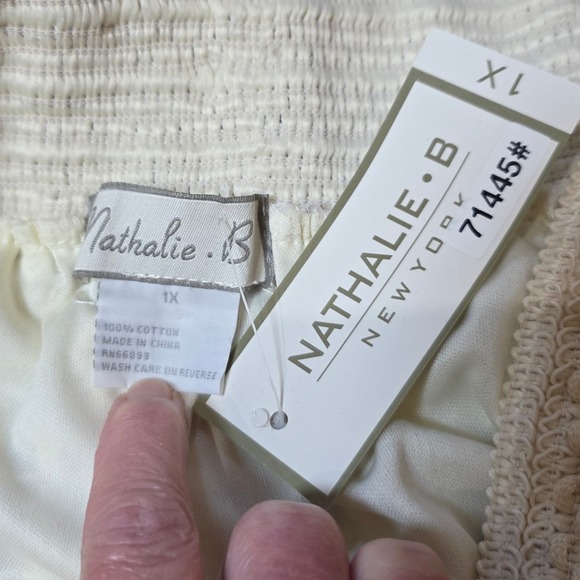 Nathalie B New York Skirt Cream Floral Lace Above Knee Party Elegant Size 1X NWT - Picture 3 of 5